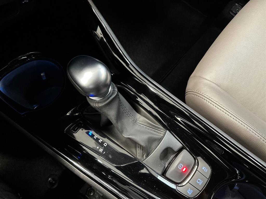 Toyota C-HR 2,0 Hybrid C-HIC Multidrive S 184HK 5d Aut. - Image 15