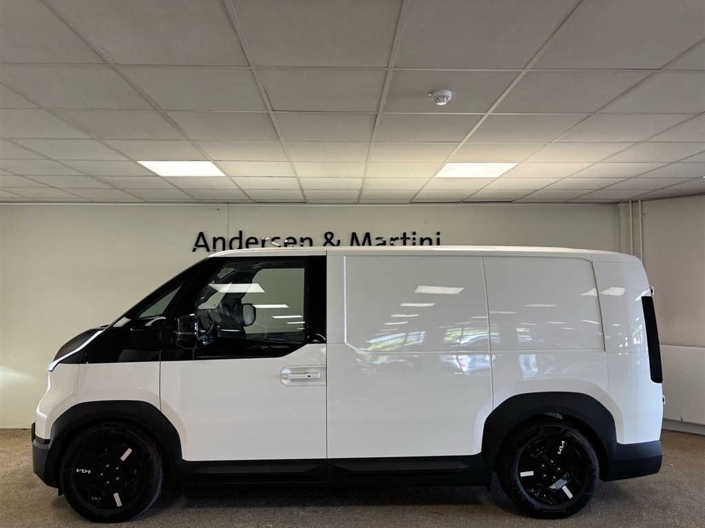 Kia PV5 Cargo L2H1 EL Long Range Work Pro 163HK Van Aut. - Image 2