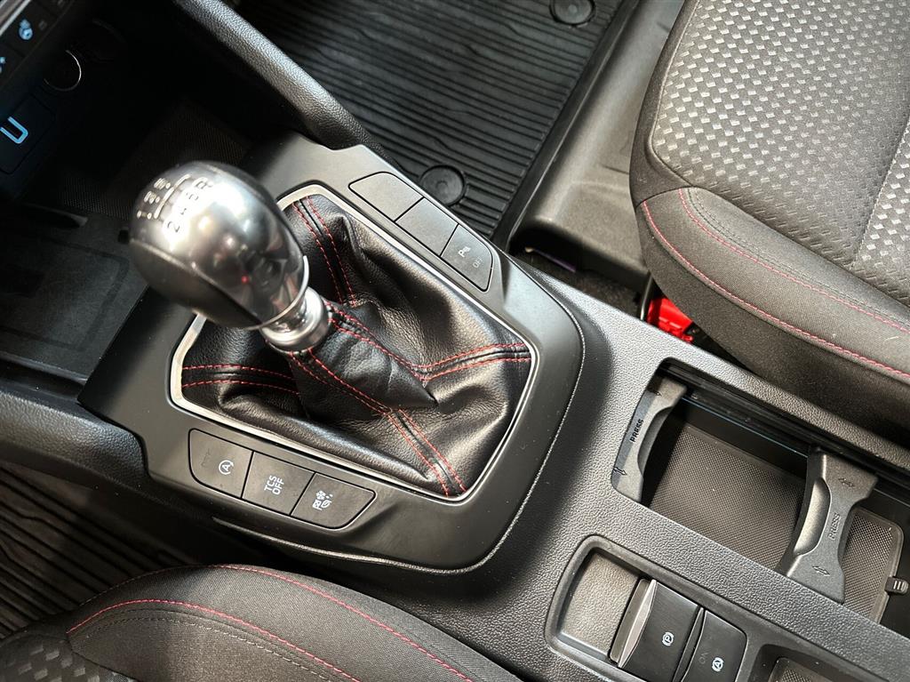 Ford Focus 1,0 EcoBoost Hybrid ST-Line 155HK Stc 6g - Image 14