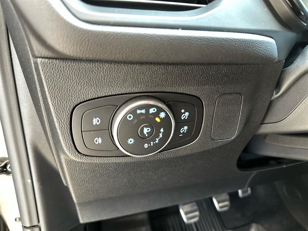 Ford Focus 1,0 EcoBoost Hybrid ST-Line 155HK Stc 6g - Image 17