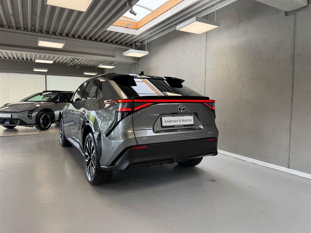 Toyota bZ4X EL Executive Panorama Bitone AWD 343HK 5d Aut. - Image 22