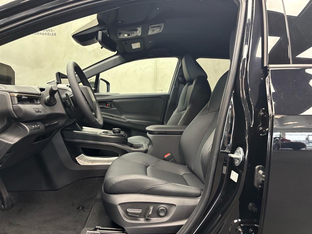 Toyota bZ4X EL Executive 224HK 5d Aut. - Image 9