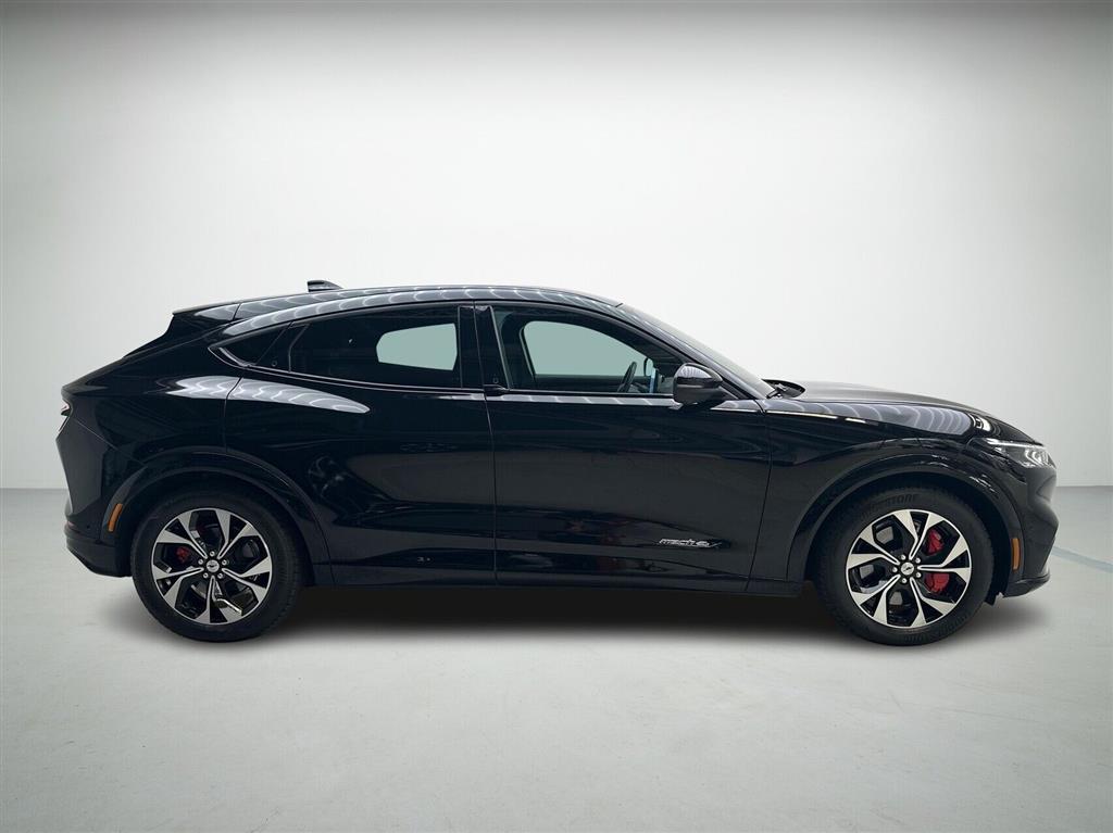 Ford Mustang Mach-E EL UR Premium AWD 351HK 5d Aut. - Image 6