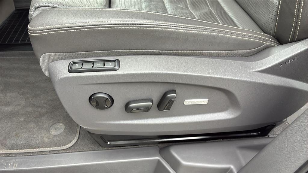 VW Multivan Kort 1,4 TSI Plugin-hybrid Style DSG 218HK 6g Aut. - Image 7