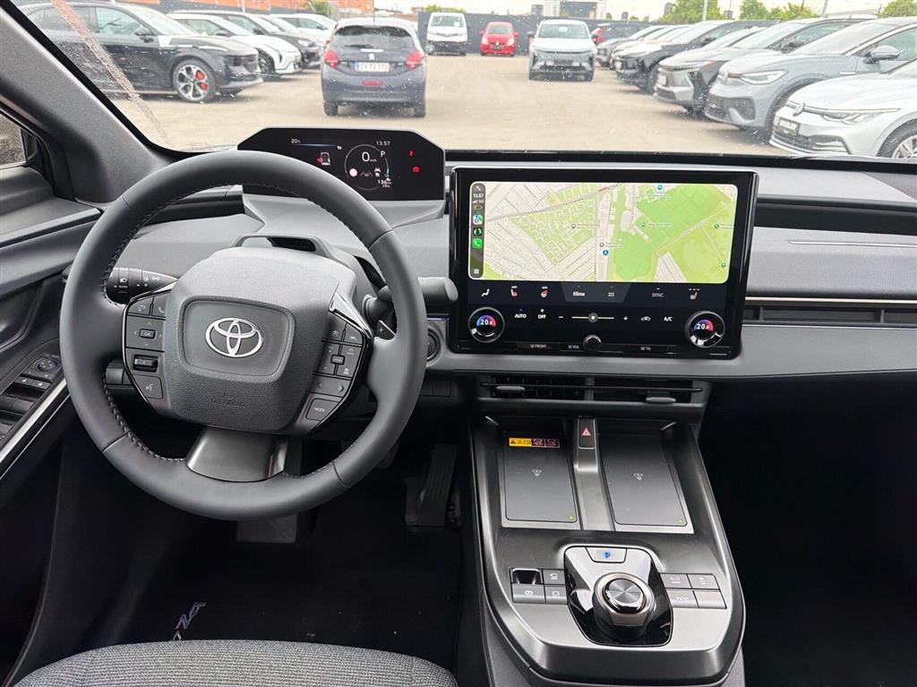 Toyota bZ4X 165 kW (224 hk) aut. gear Active Tech - Image 9