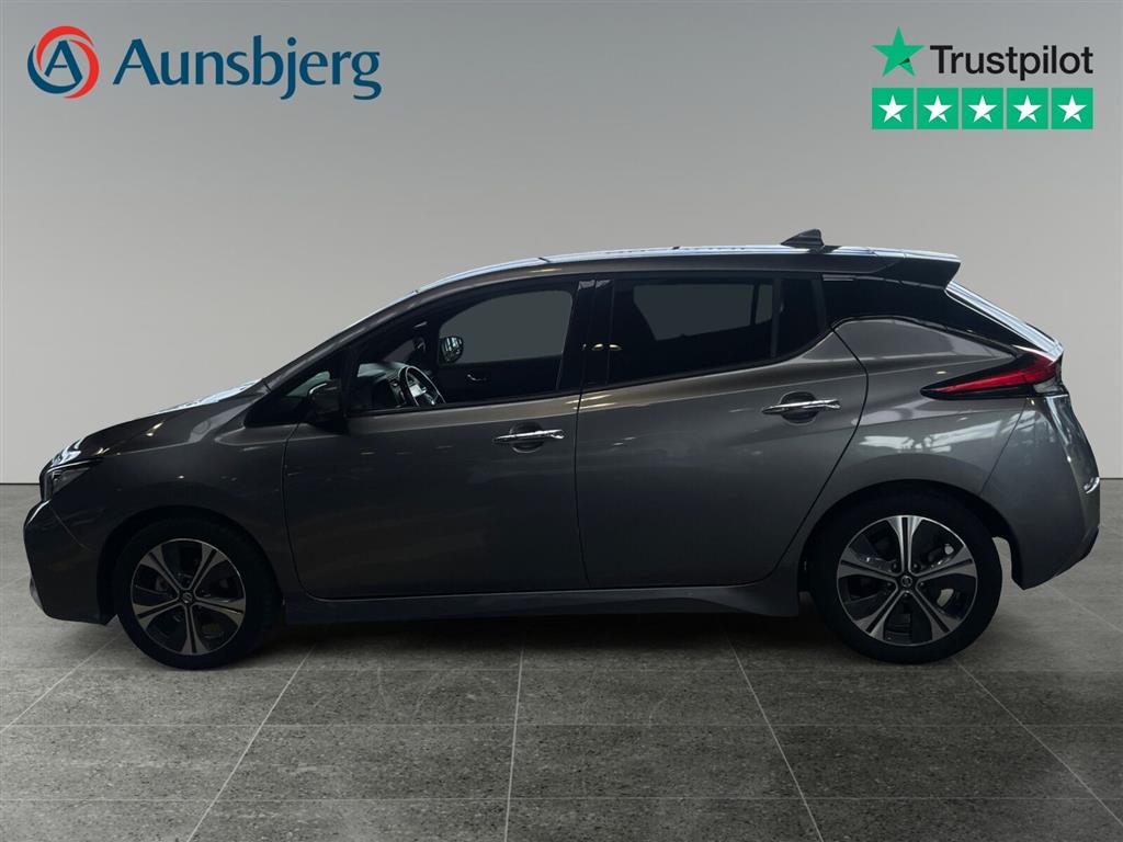 Nissan Leaf EL Acenta 40 kWh 150HK 5d Aut. - Image 2