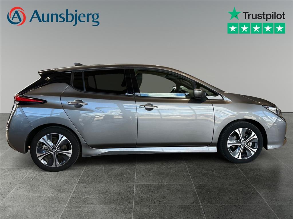 Nissan Leaf EL N-Connecta 40 kWh 150HK 5d Aut. - Image 6