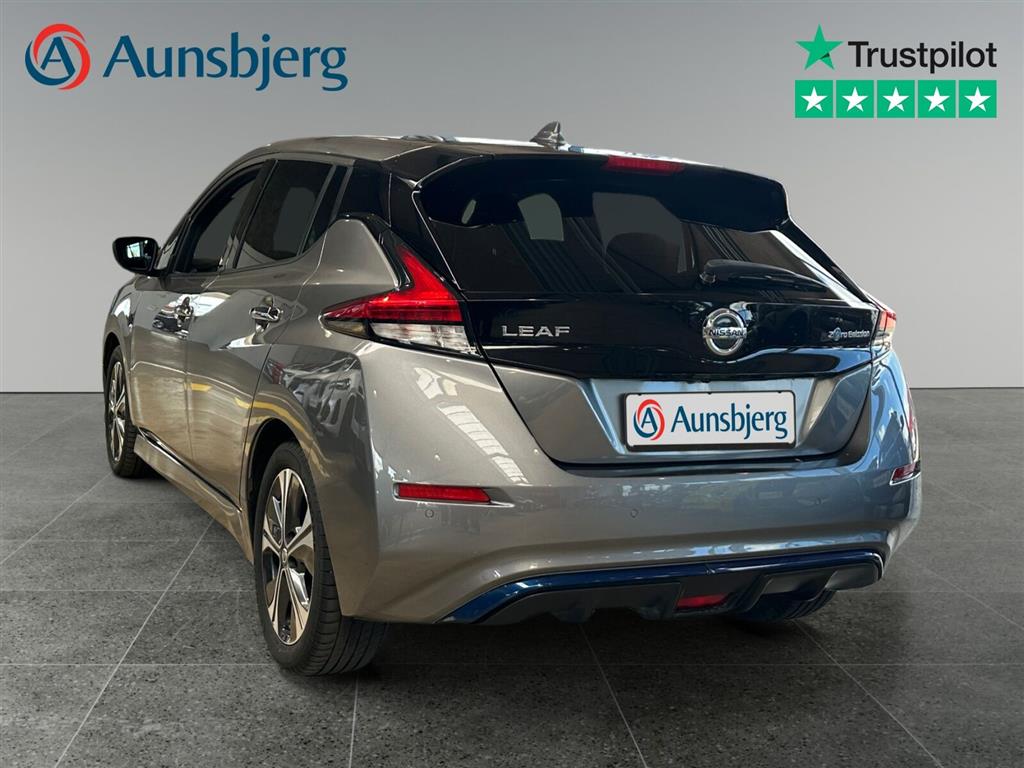 Nissan Leaf EL N-Connecta 40 kWh 150HK 5d Aut. - Image 3