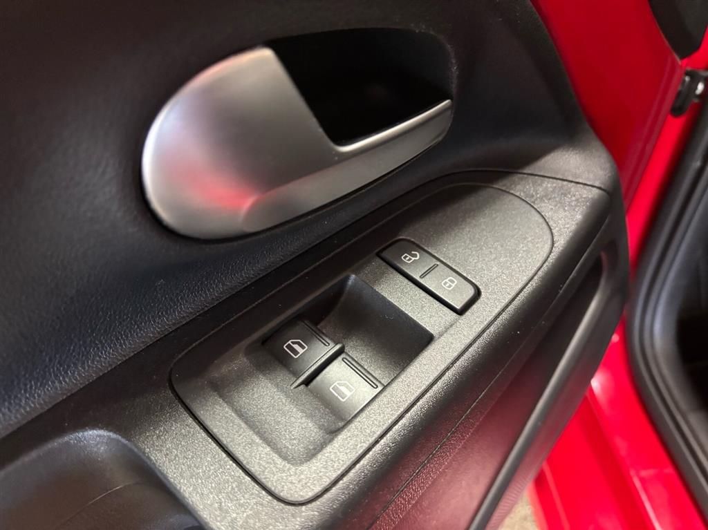 VW e-up EL 83HK 5d Aut. - Image 8