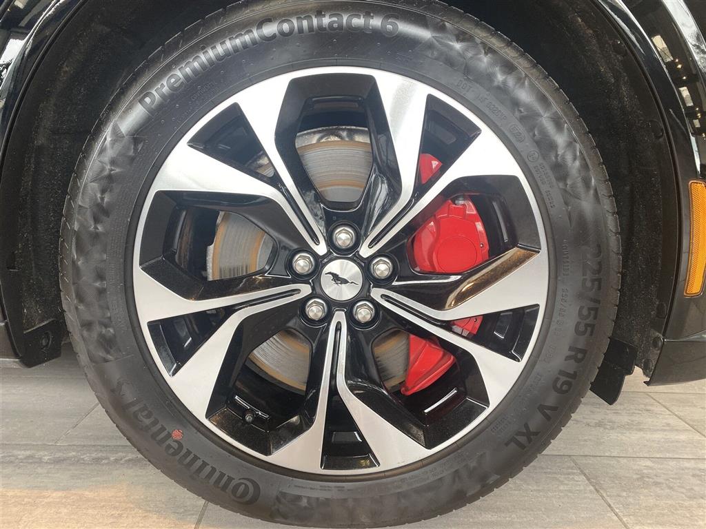 Ford Mustang Mach-E EL SR Premium AWD 269HK 5d Aut. - Image 7