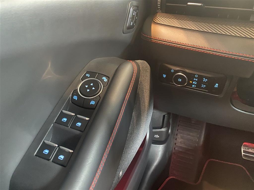 Ford Mustang Mach-E EL SR Premium AWD 269HK 5d Aut. - Image 15