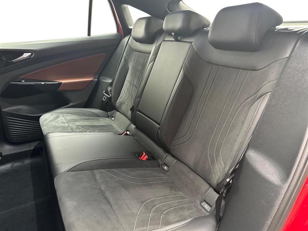 VW ID.5 EL Pro Performance 204HK 5d Aut. - Image 13