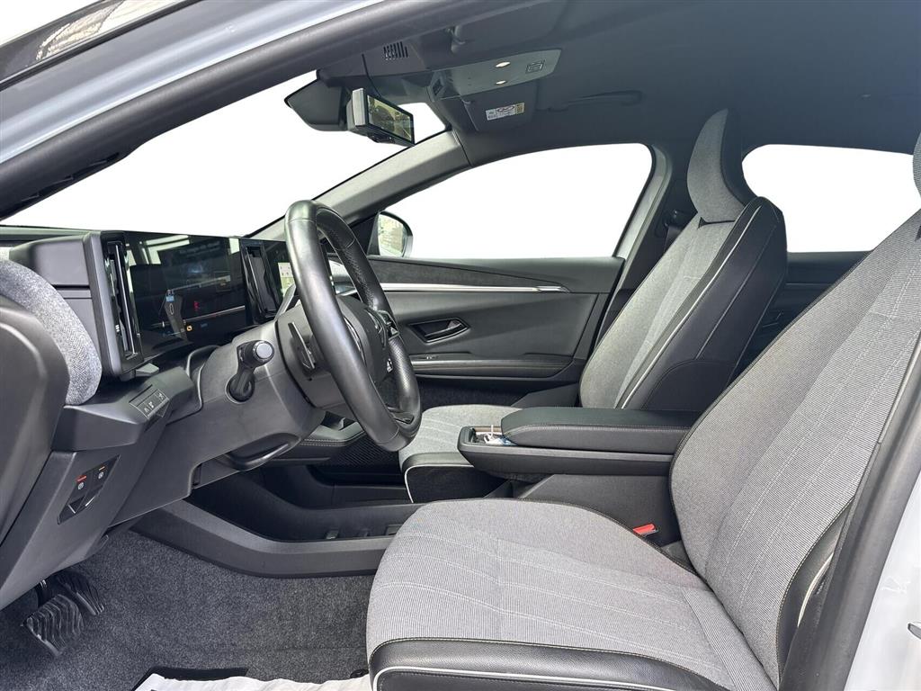 Renault Mégane E-TECH Techno 220HK 5d Aut. - Image 4