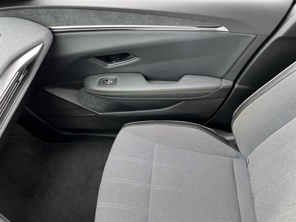 Renault Mégane E-TECH Techno 220HK 5d Aut. - Image 15