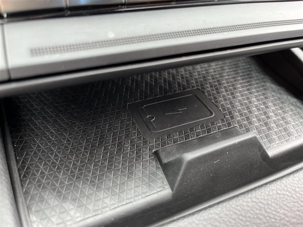 Renault Mégane E-TECH Techno 220HK 5d Aut. - Image 18
