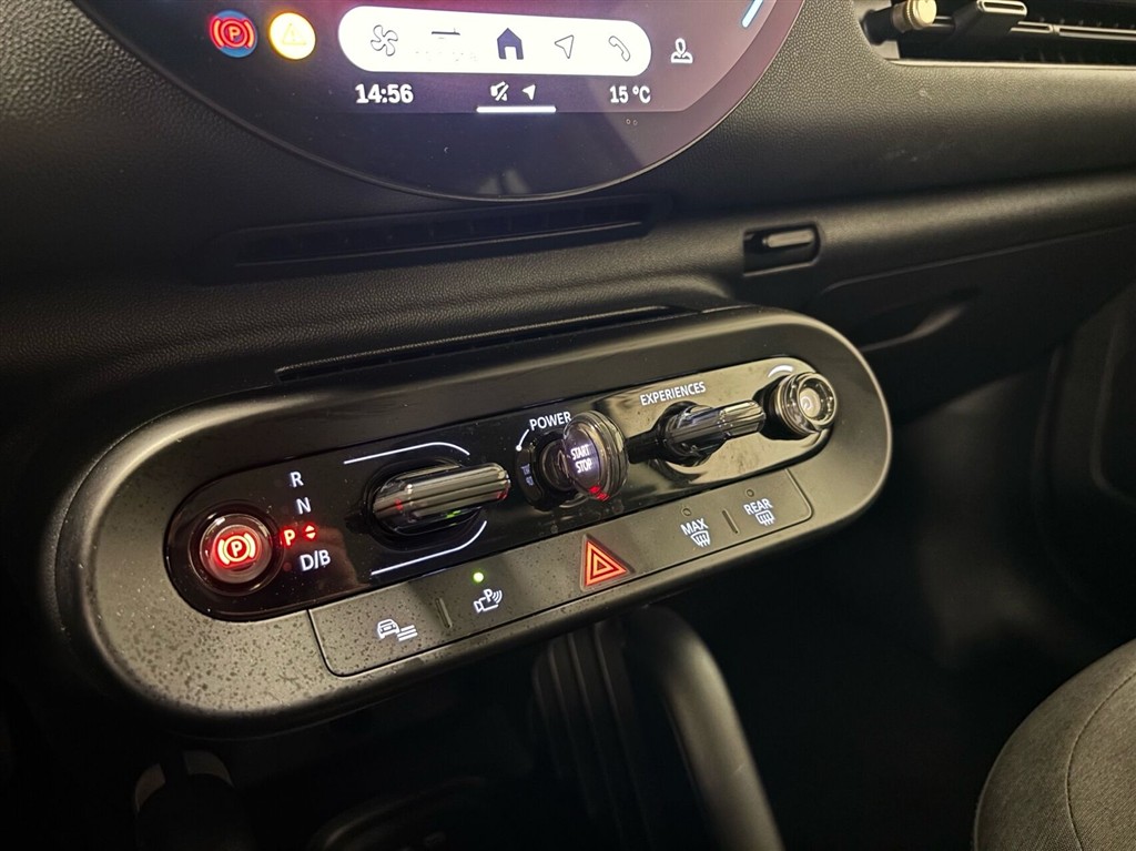 Mini Cooper SE EL Essential Trim Option Level XS 218HK 3d Aut. - Image 17