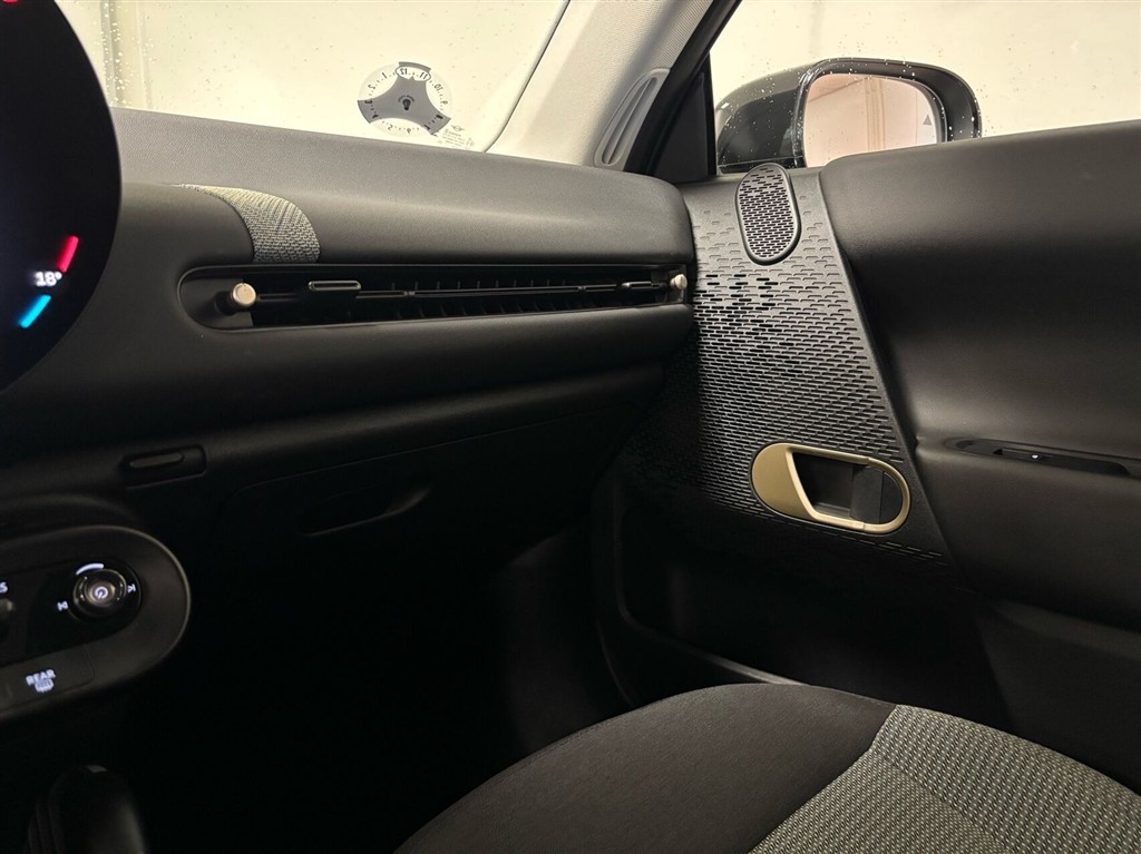 Mini Cooper SE EL Essential Trim Option Level XS 218HK 3d Aut. - Image 19