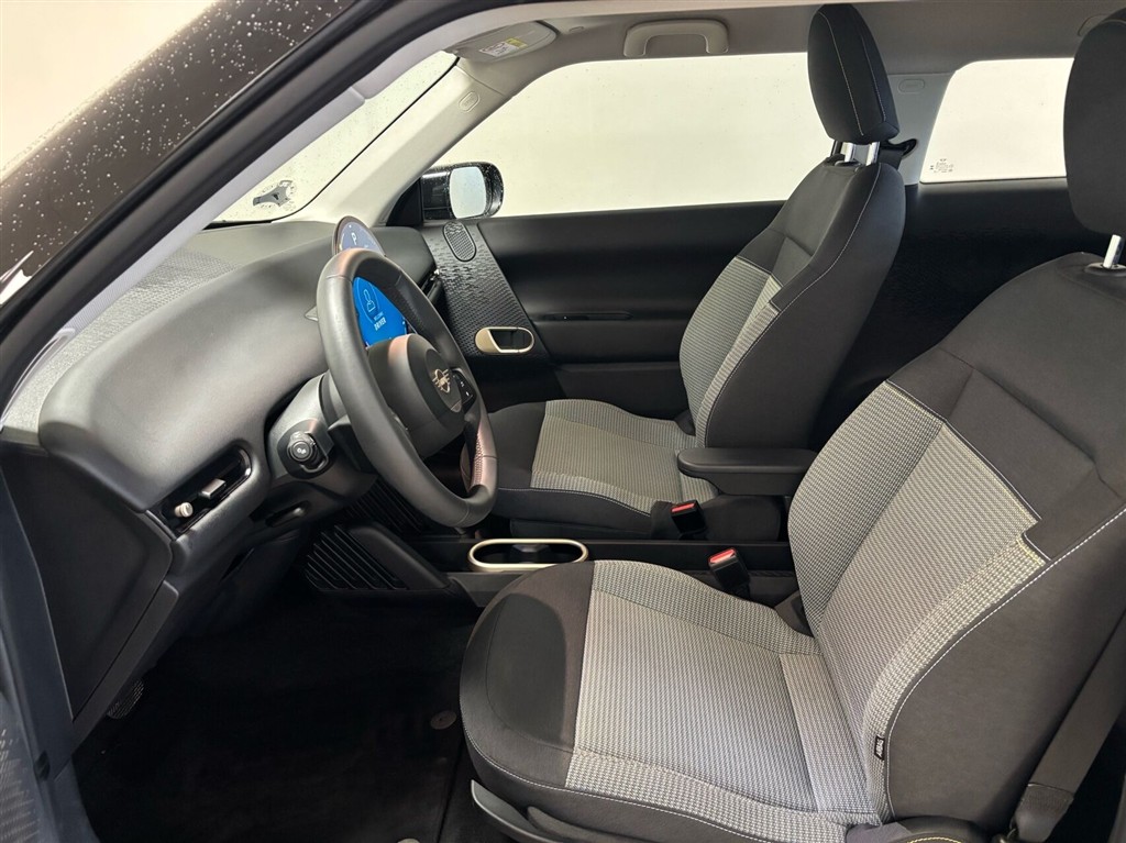 Mini Cooper SE EL Essential Trim Option Level XS 218HK 3d Aut. - Image 4