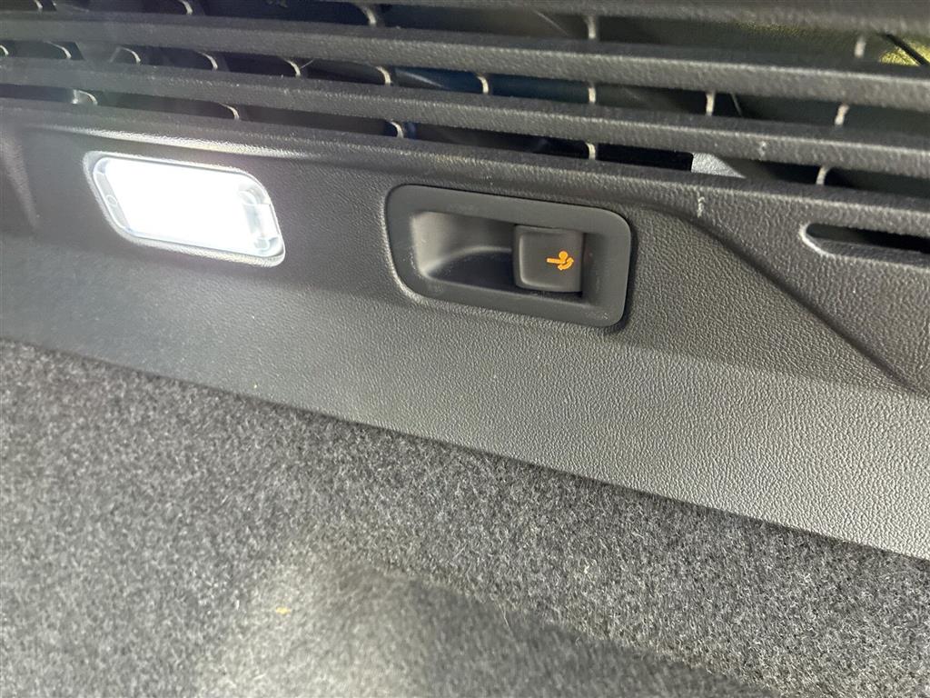 VW ID.4 EL 1st Max 204HK 5d Aut. - Image 8