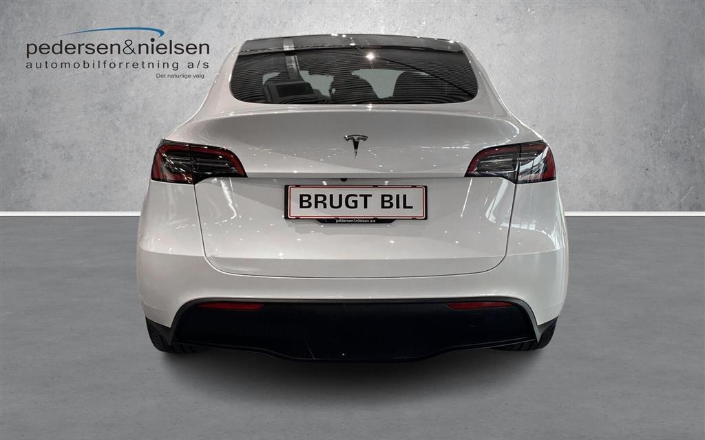 Tesla Model Y EL RWD 299HK 5d Aut. - Image 4