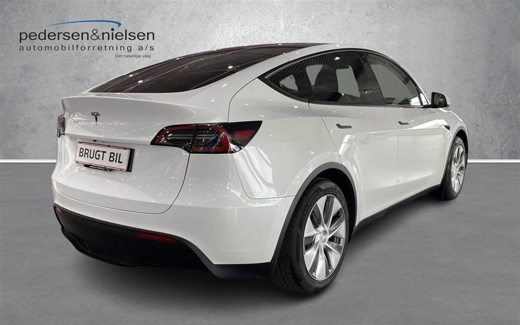 Tesla Model Y EL RWD 299HK 5d Aut. - Image 5