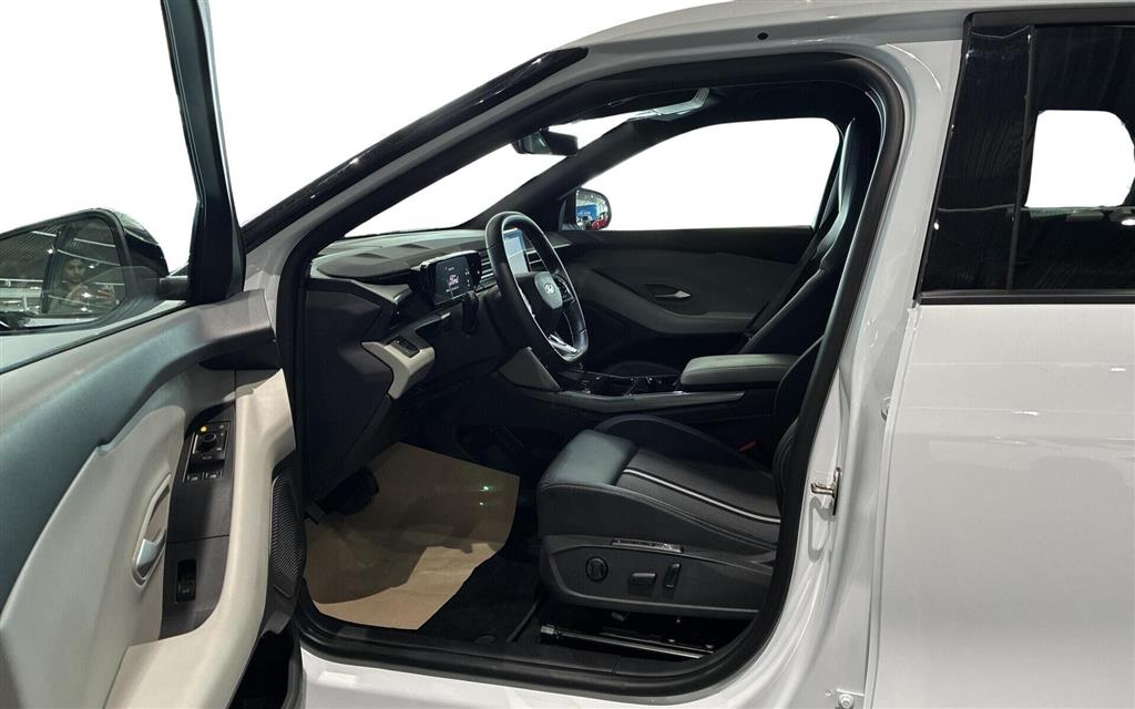 Ford Capri EL UR Select 286HK 5d Aut. - Image 9