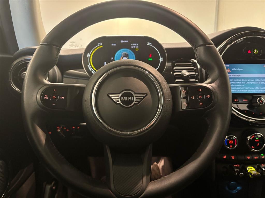 Mini Cooper SE EL Essential 184HK 3d Aut. - Image 7