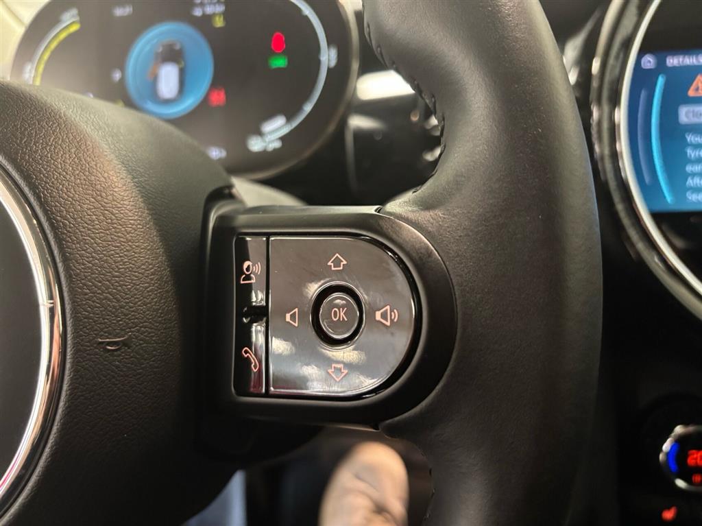 Mini Cooper SE EL Essential 184HK 3d Aut. - Image 8