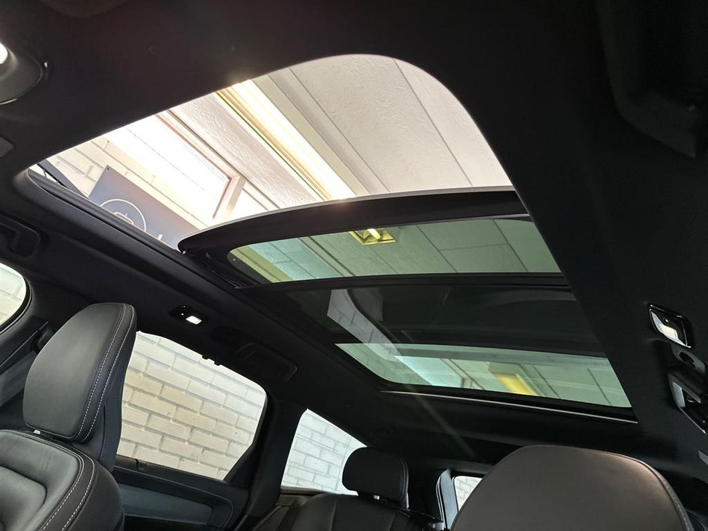 Volvo V90 2,0 T8 Recharge Plugin-hybrid R-design AWD 390HK Stc 8g Aut. - Image 3
