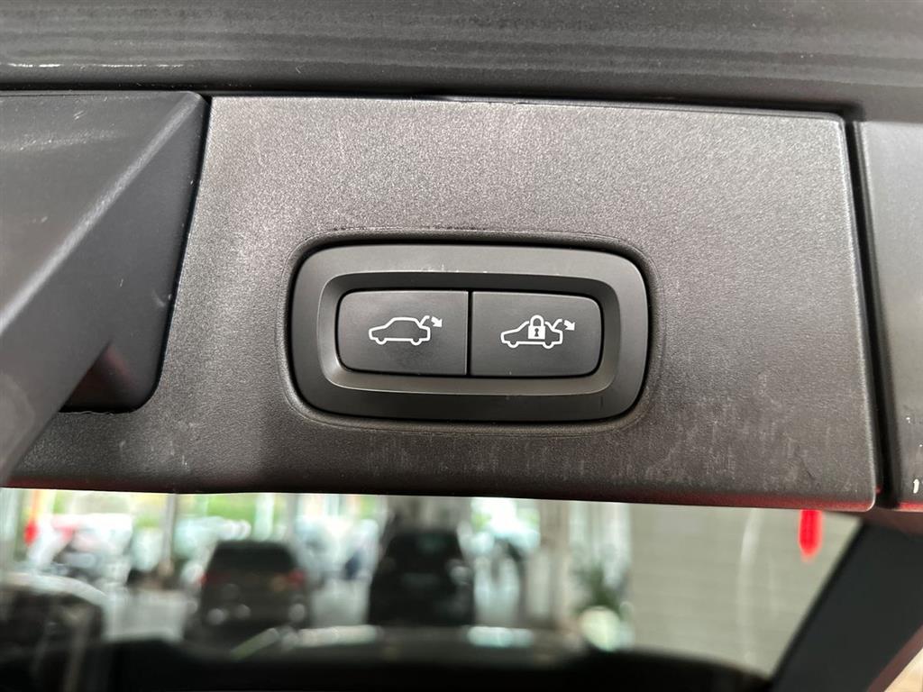 Volvo V90 2,0 T8 Recharge Plugin-hybrid R-design AWD 390HK Stc 8g Aut. - Image 23