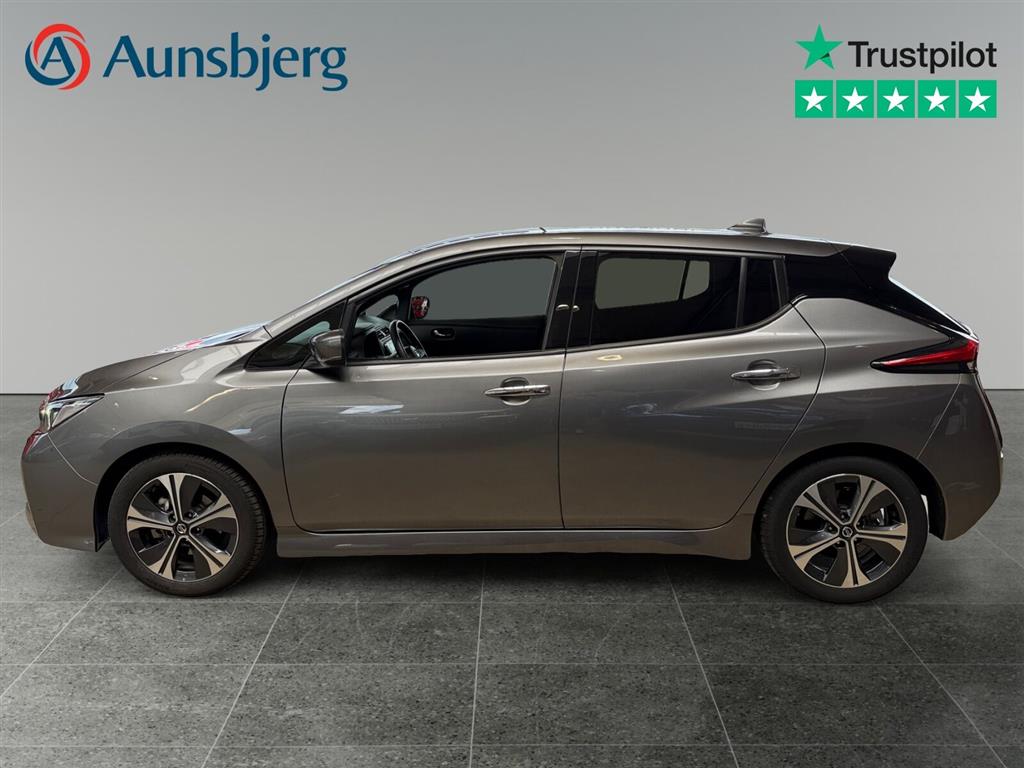 Nissan Leaf EL N-Connecta 40 kWh 150HK 5d Aut. - Image 2