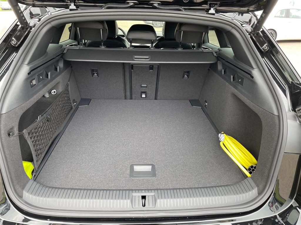 VW ID.7 Tourer EL Pro S 286HK Stc Aut. - Image 13