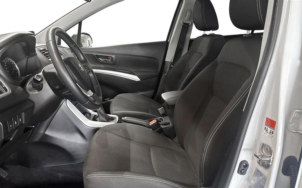 Suzuki S-Cross 1,0 Boosterjet Active Holiday 112HK 5d - Image 9