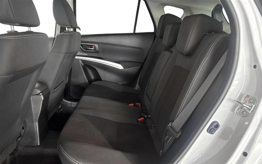 Suzuki S-Cross 1,0 Boosterjet Active Holiday 112HK 5d - Image 10