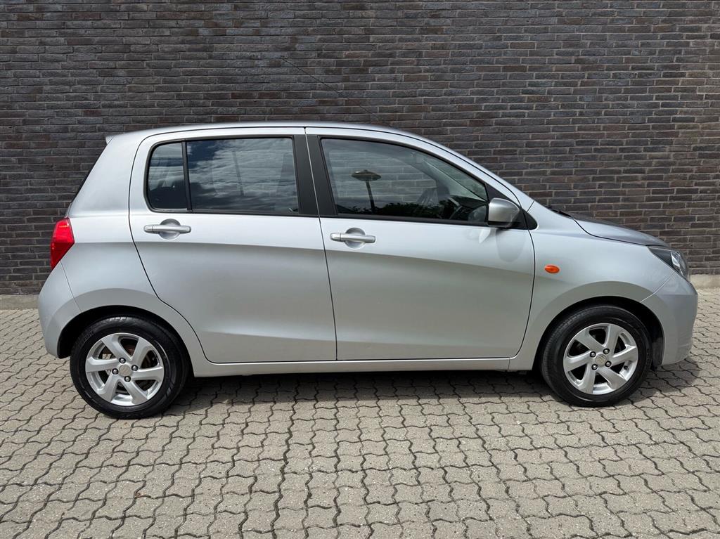 Suzuki Celerio 1,0 Dualjet 12V Exclusive 68HK 5d - Image 2