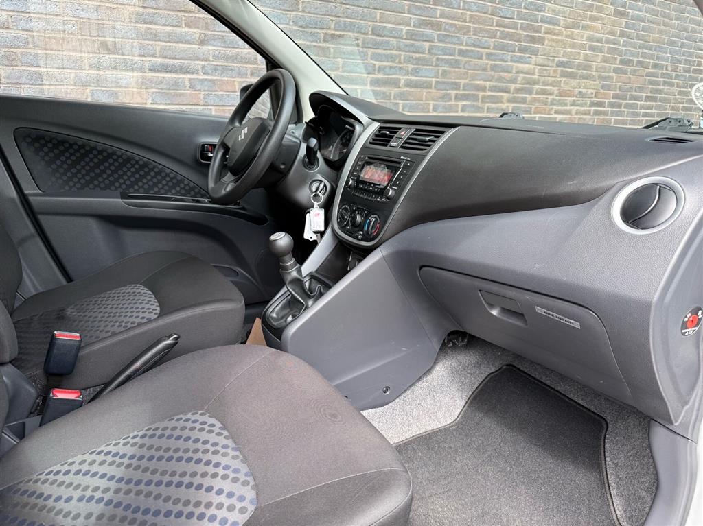 Suzuki Celerio 1,0 Dualjet 12V Exclusive 68HK 5d - Image 16
