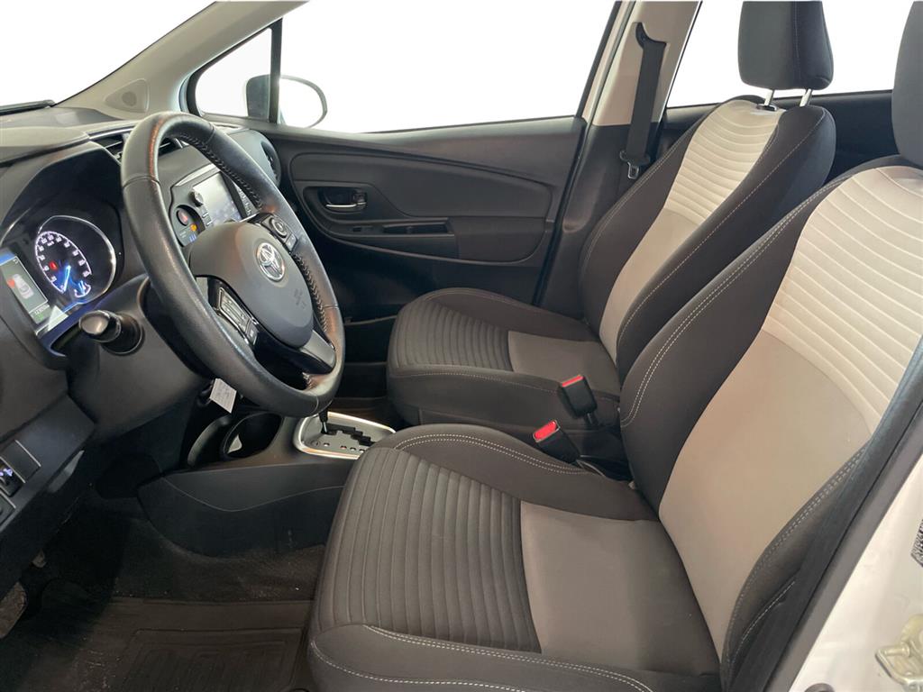 Toyota Yaris 1,5 Hybrid H2 Premium E-CVT 100HK 5d Trinl. Gear - Image 18
