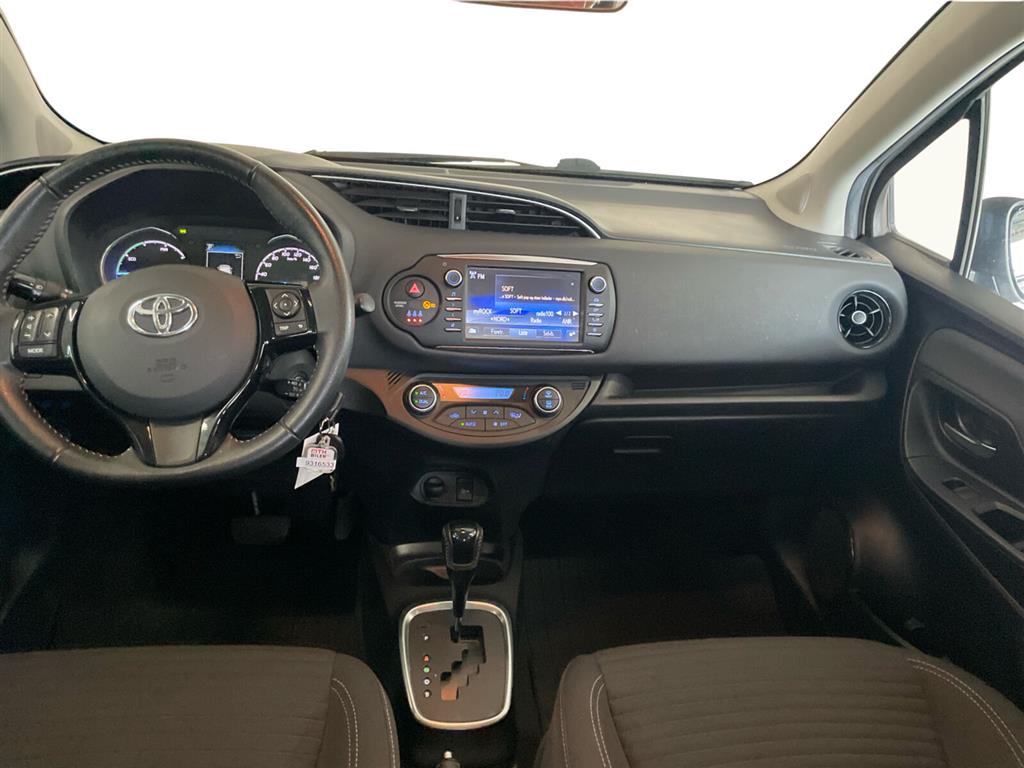 Toyota Yaris 1,5 Hybrid H2 Premium E-CVT 100HK 5d Trinl. Gear - Image 19