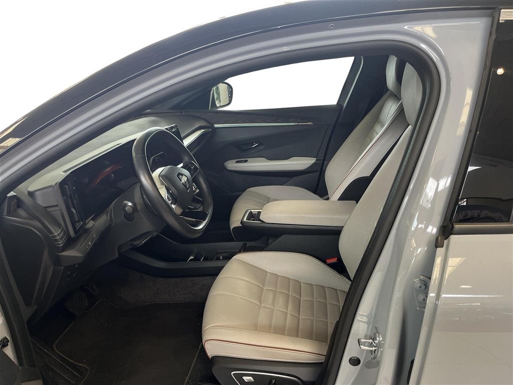 Renault Mégane E-TECH Iconic 220HK 5d Aut. - Image 6