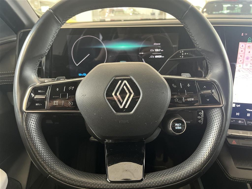 Renault Mégane E-TECH Iconic 220HK 5d Aut. - Image 9