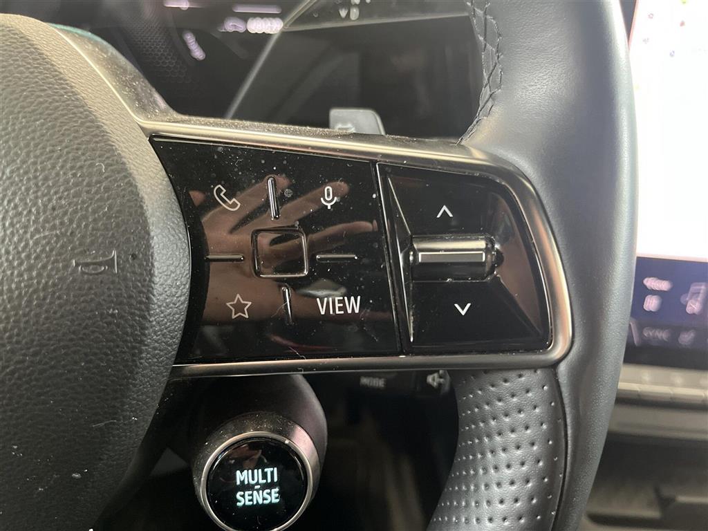 Renault Mégane E-TECH Iconic 220HK 5d Aut. - Image 11