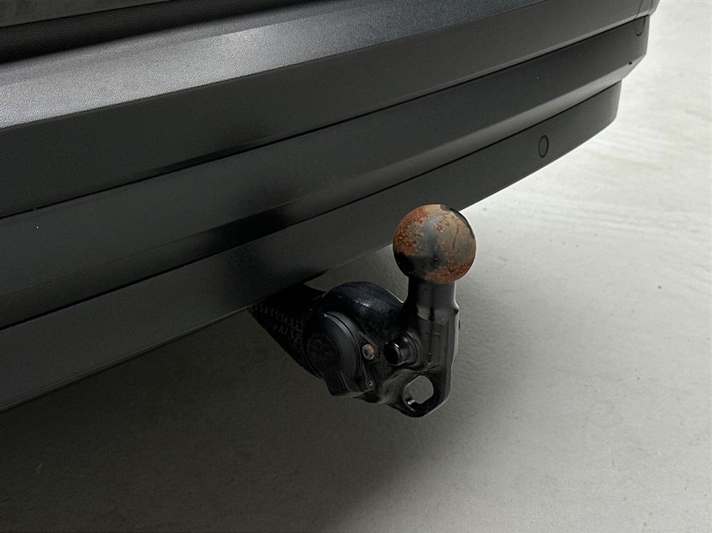 VW ID.4 EL Pro Performance 204HK 5d Aut. - Image 19