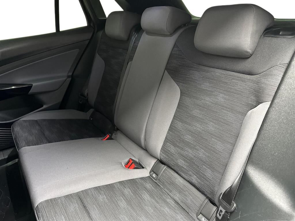 VW ID.4 EL Pro Performance 204HK 5d Aut. - Image 13