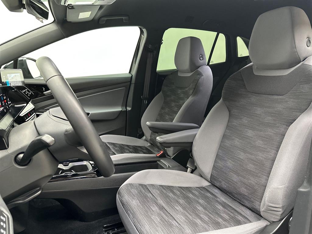 VW ID.4 EL Pro Performance 204HK 5d Aut. - Image 18