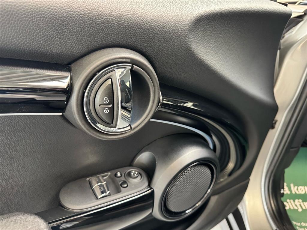 Mini Cooper SE EL Essential 184HK 3d Aut. - Image 9