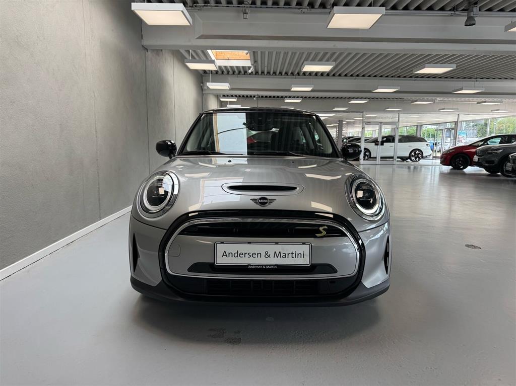 Mini Cooper SE EL Essential 184HK 3d Aut. - Image 2