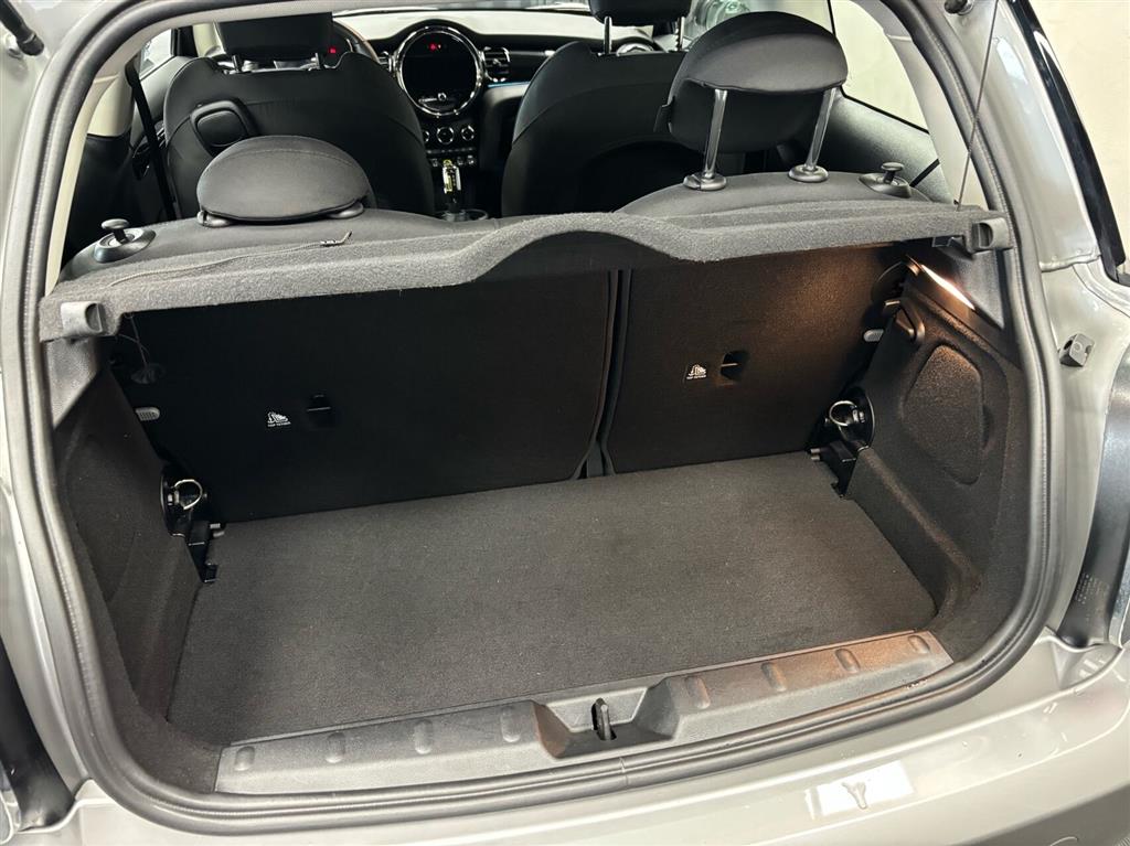 Mini Cooper SE EL Essential 184HK 3d Aut. - Image 6