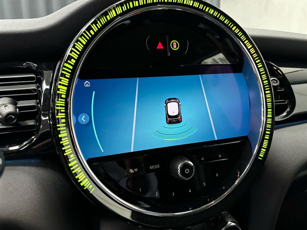 Mini Cooper SE EL Essential 184HK 3d Aut. - Image 14