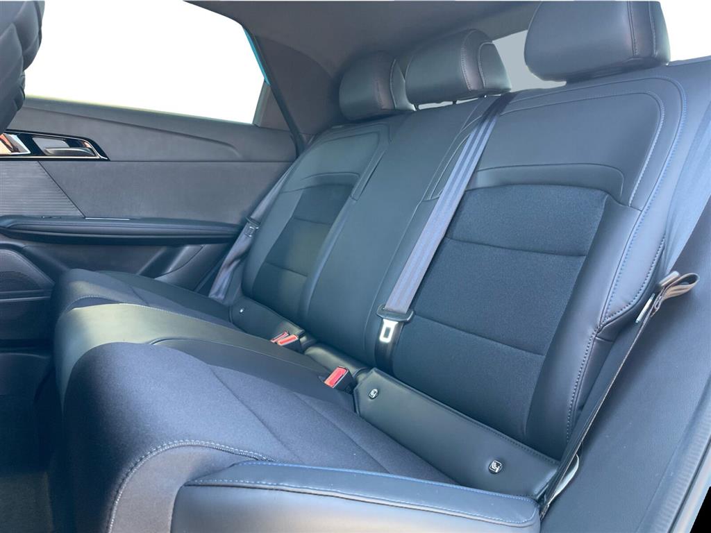 MG MG4 Electric 64 kWh LR RWD Luxury MY24 204HK 5d Aut. - Image 11