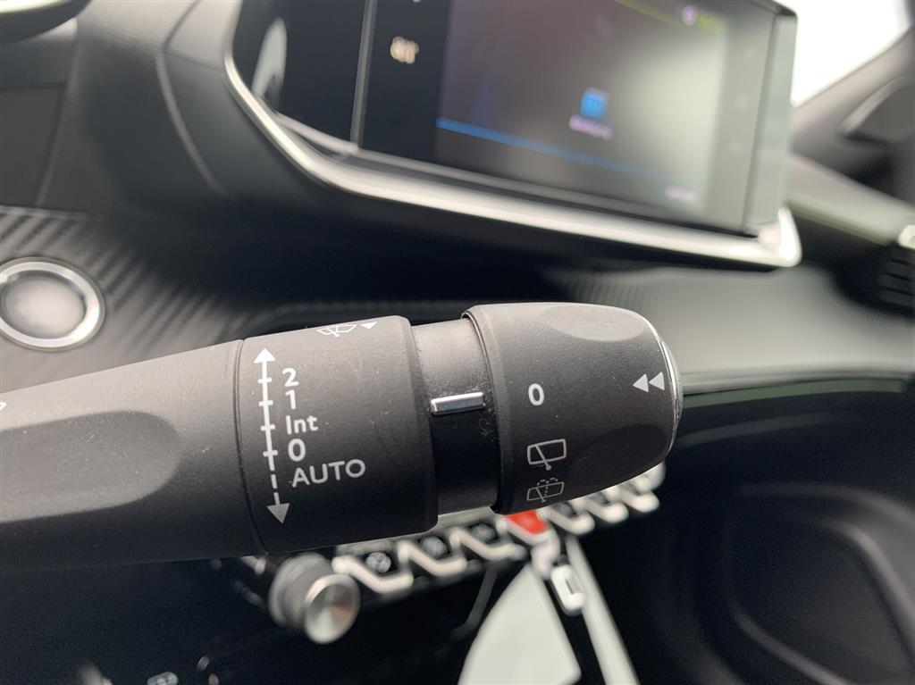 Peugeot e-2008 50 kWh GT Line 136HK 5d Aut. - Image 19